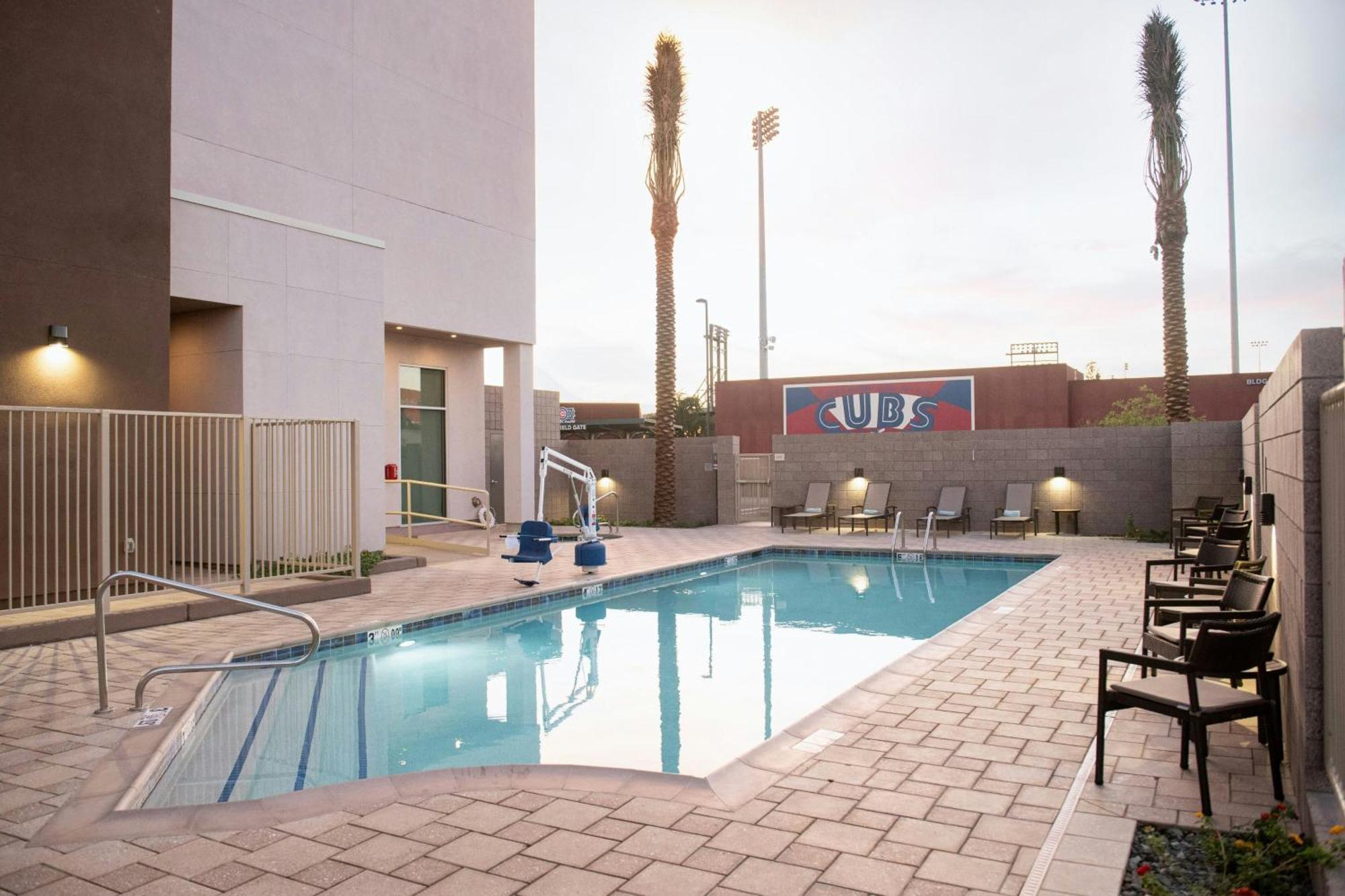 Courtyard By Marriott Mesa At Wrigleyville West מראה חיצוני תמונה
