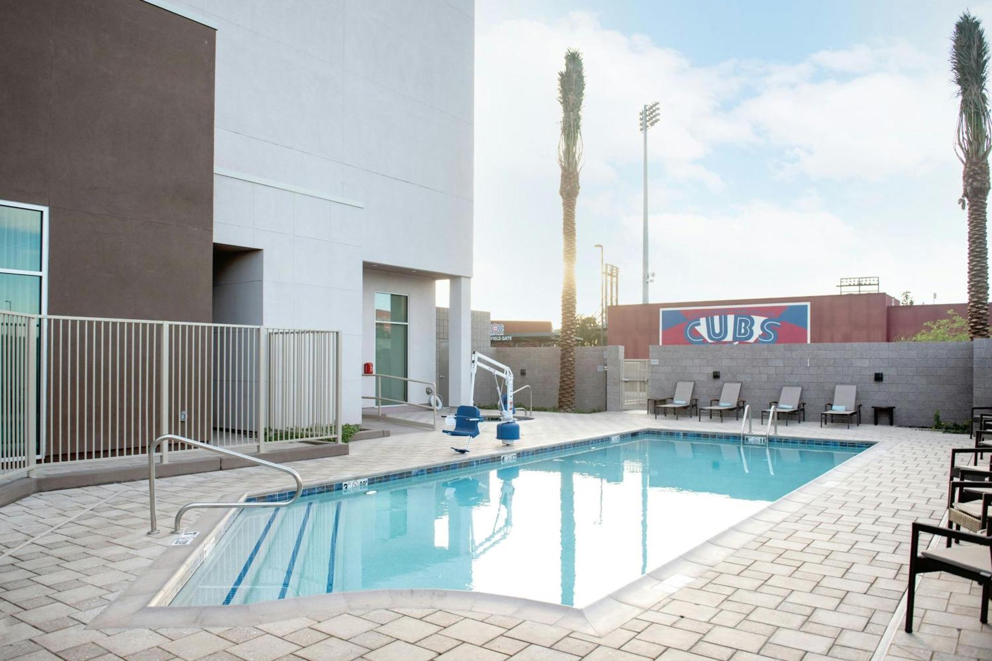Courtyard By Marriott Mesa At Wrigleyville West מראה חיצוני תמונה